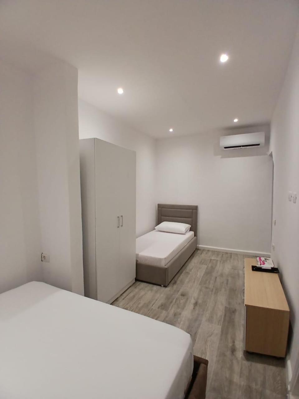 Vila Bleta Vlorë Exteriör bild