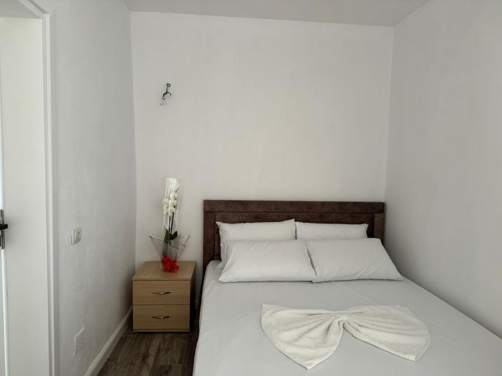 Vila Bleta Vlorë Exteriör bild