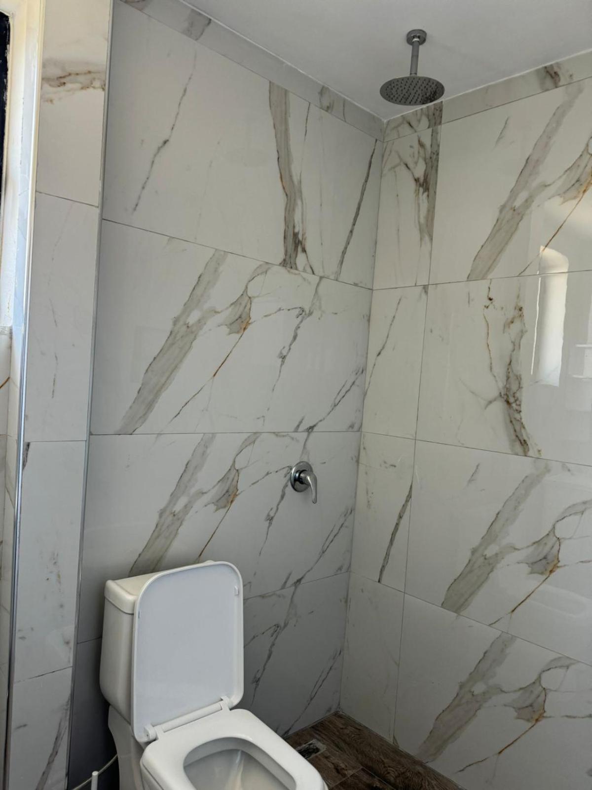 Vila Bleta Vlorë Exteriör bild